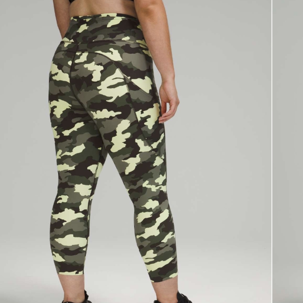 Lululemon Fast and Free Tight 25" *Non-Reflective Nulux Heritage 365 Camo Crisp